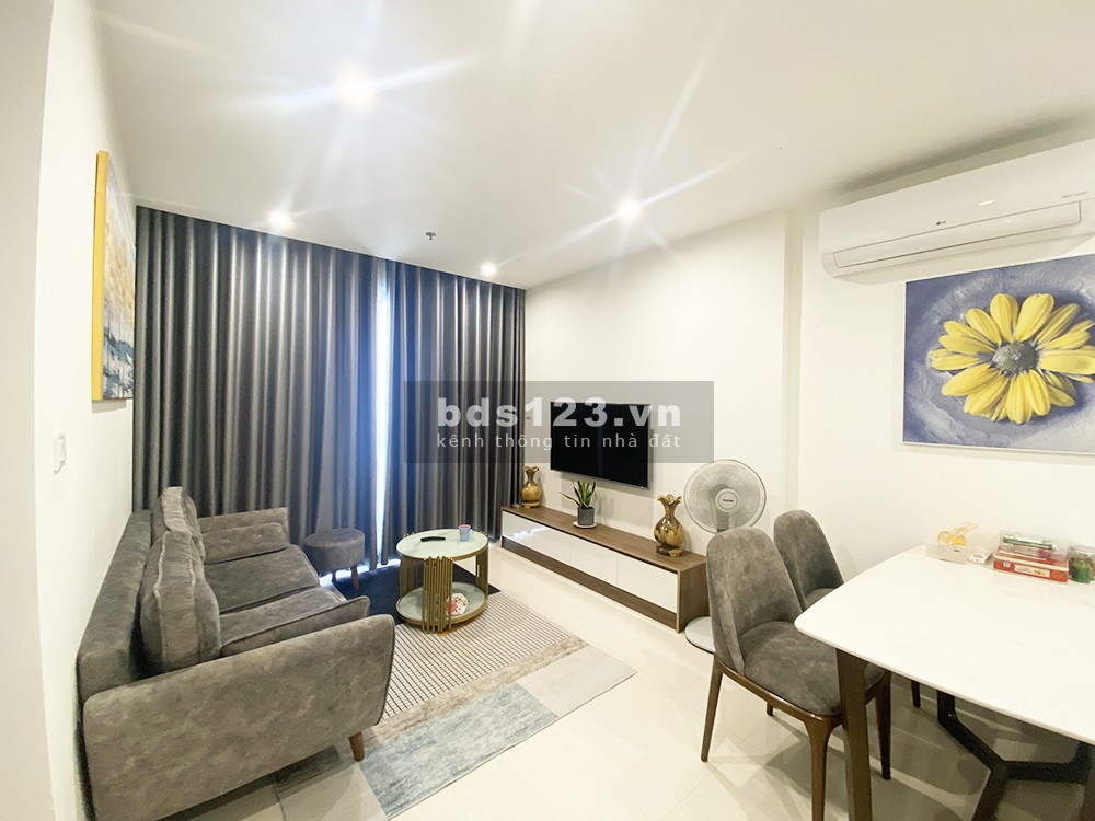 Kẹt tiền cần bán gấp căn hộ Vinhome Quận 9 - Tặng nội thất như hình hỗ trợ vay ngân hàng