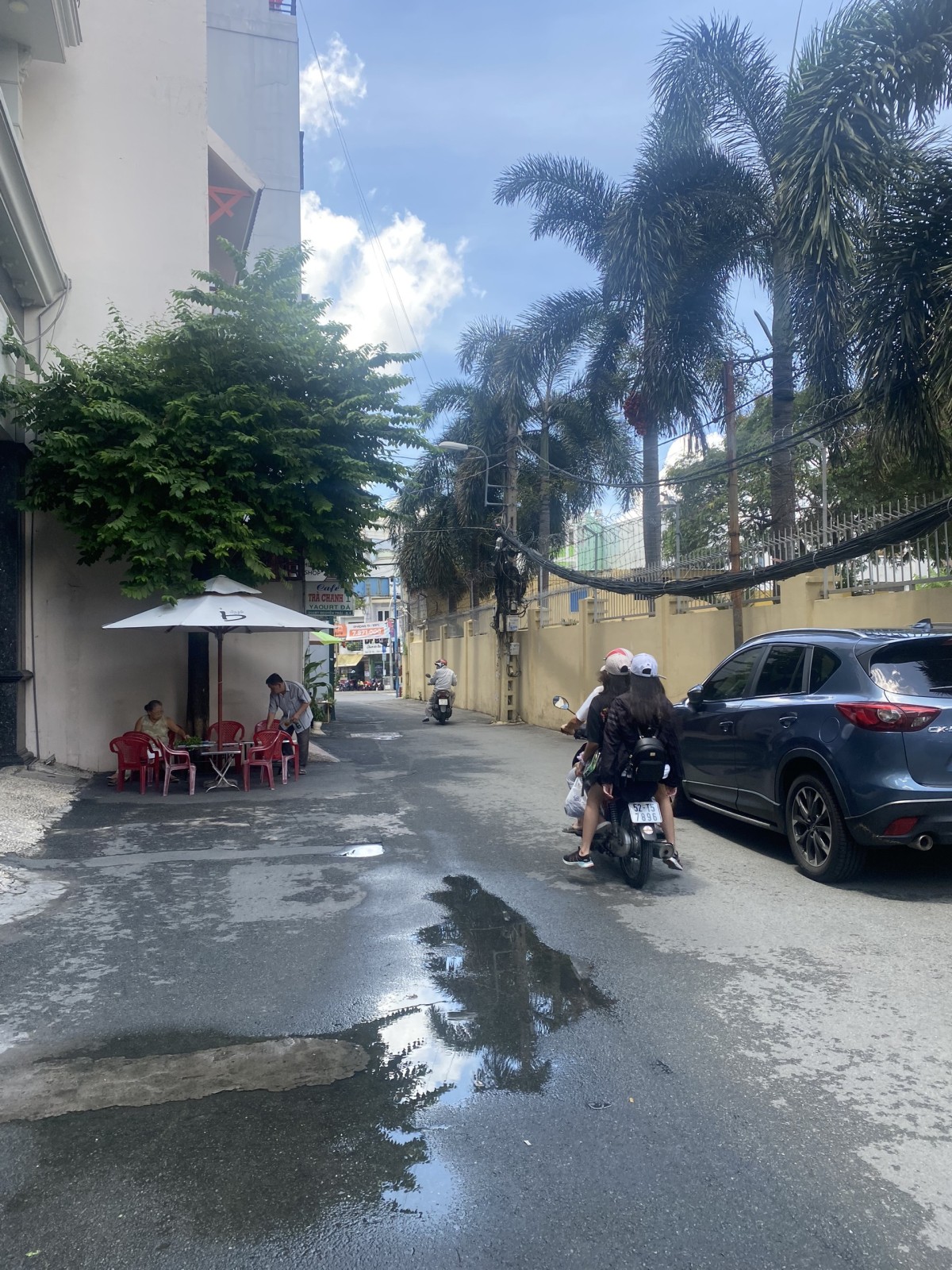 Sang thẩm mỹ có đầy đủ dụng cụ và trường dạy học Quận 1 liên hệ 0934643031