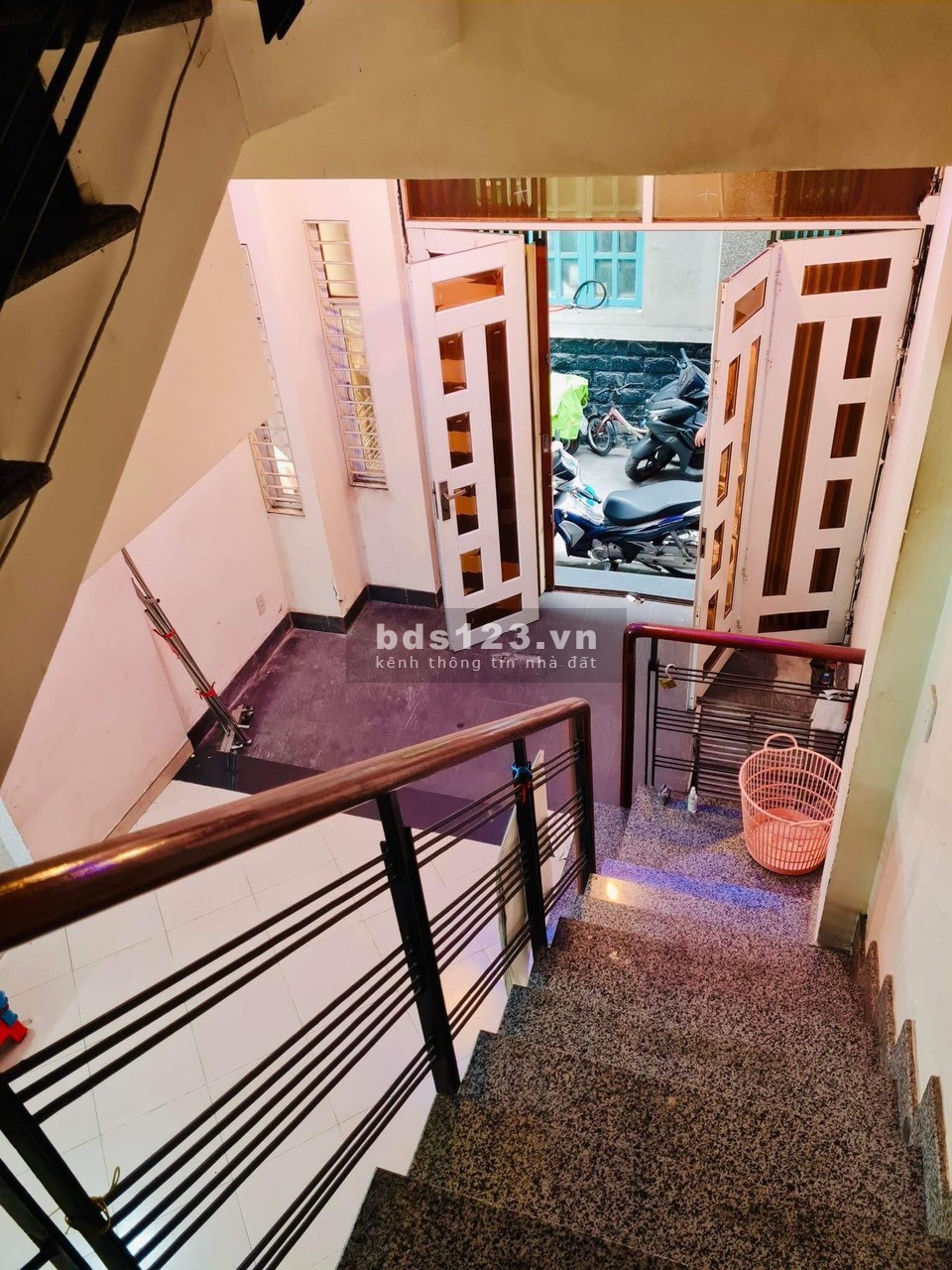 Bán nhà Quận 10, diện tích sử dụng 114m2, 4 tầng BTCT kiên cố, giá chỉ 7,5 tỷ