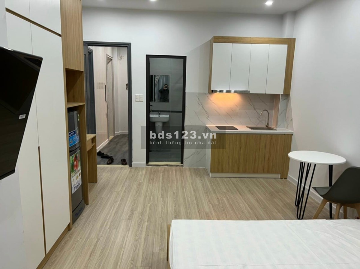 Chính chủ bán gấp nhà Cầu Giấy dtsd 65m2 5 tầng 10 phòng dòng tiền 55 triệu/tháng chỉ 8,4 tỷ