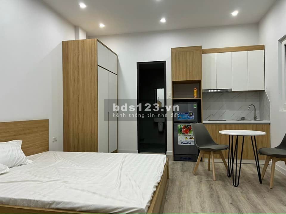 Chính chủ bán gấp nhà Cầu Giấy dtsd 65m2 5 tầng 10 phòng dòng tiền 55 triệu/tháng chỉ 8,4 tỷ