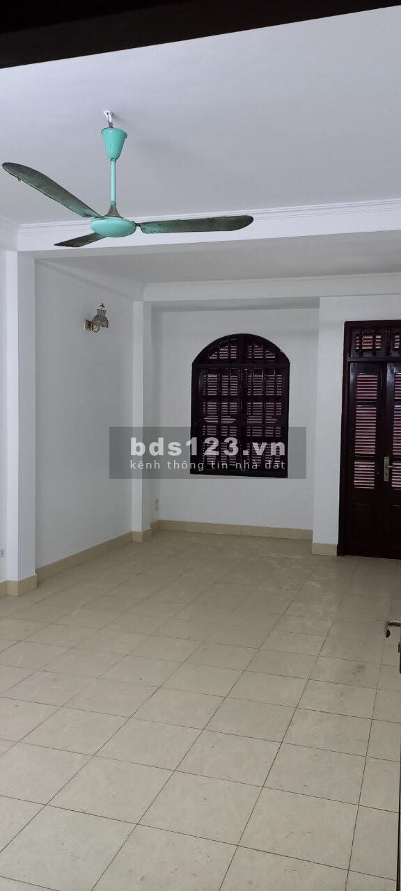Bán Nhà Lê Quang Đạo giá bán 7 tỷ, diện tích sử dụng 60.8m2, đúc kiên cố 4 tầng