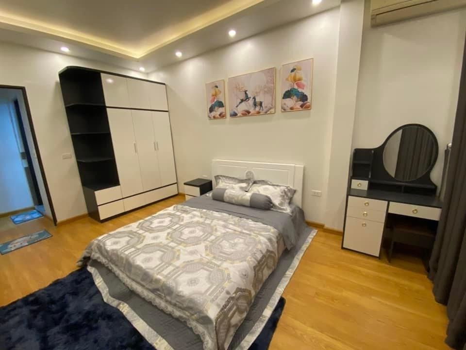 Siêu phẩm nhà đúc 4 tầng Trần Khát Chân kiên cố DT 38m² gần hồ, gần ô tô, giá chỉ 3,8 tỷ đồng