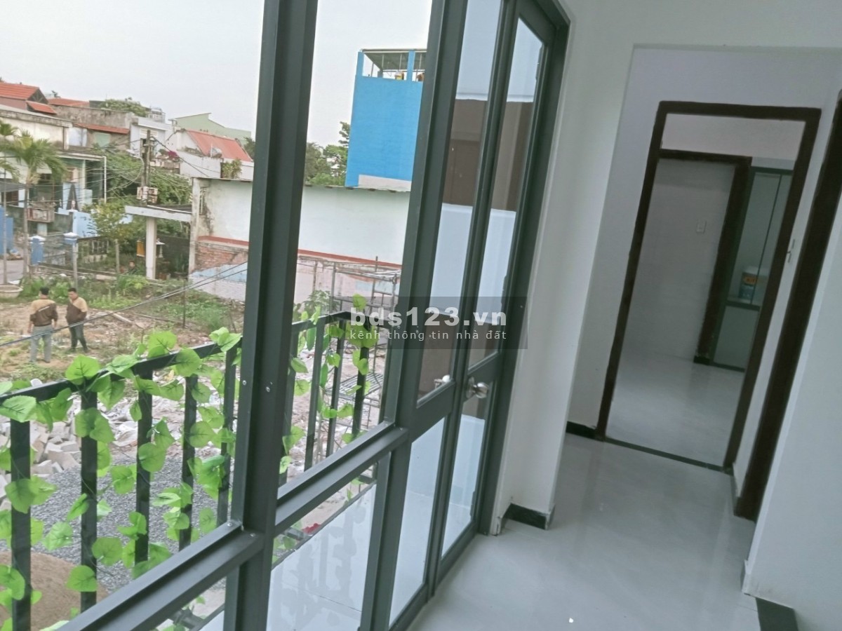 Nhà nguyên căn Hoà Thọ Đông Cẩm Lệ, 2 mặt tiền 4m, giá bán 2,7 tỷ đồng