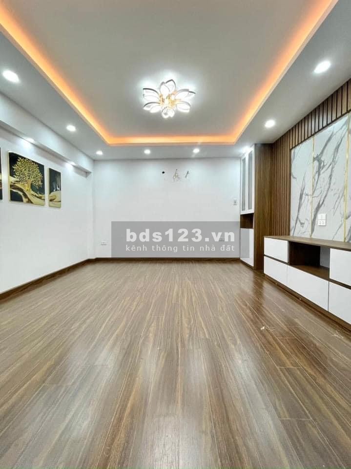 Bán nhà đẹp Bùi Xương Trạch ngõ rộng FULL tiện ích nhà đúc 5 tầng chắc chắn