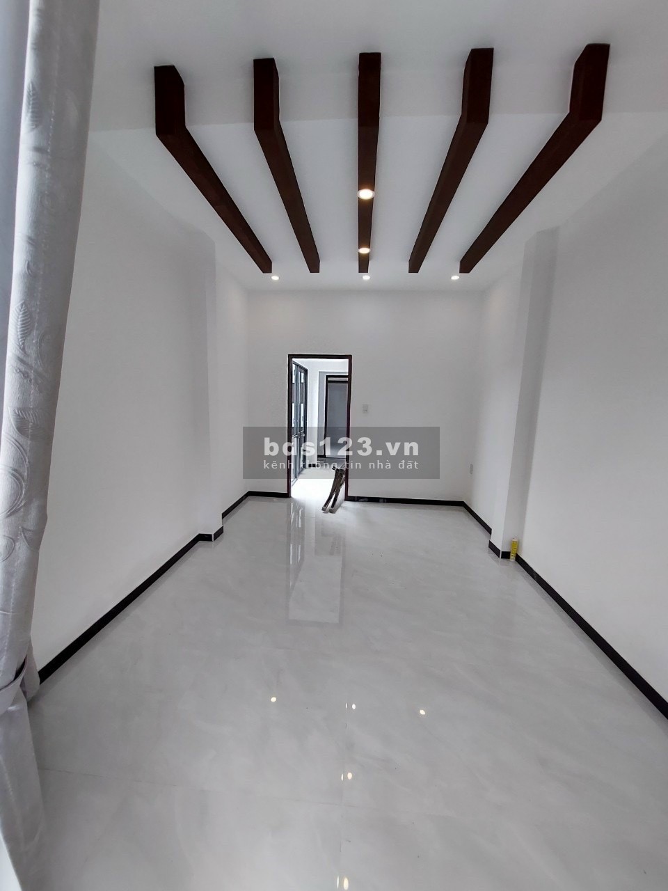 Nhà nguyên căn Hoà Thọ Đông Cẩm Lệ, 2 mặt tiền 4m, giá bán 2,7 tỷ đồng