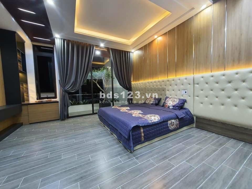 Bán nhà diện tích 5x20 kinh doanh, TT Bến Xe, Cẩm Lệ, giá rẻ, liên hệ 0393.252.555