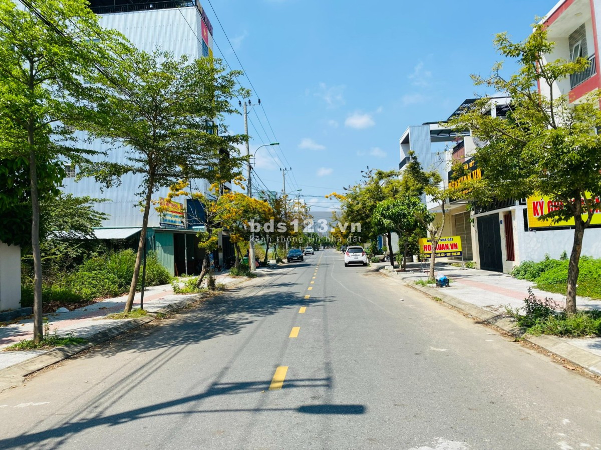Bán đất nền Nam Hoà Xuân Hoà Quý Đà nẵng dtsd 105m2 gần trường, gần sông giá 3.27 tỷ
