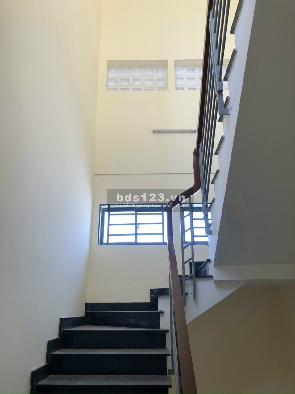 Bán nhà trọ cao cấp Quận 12 giá 12 tỷ 22 phòng, liên hệ 0789985856