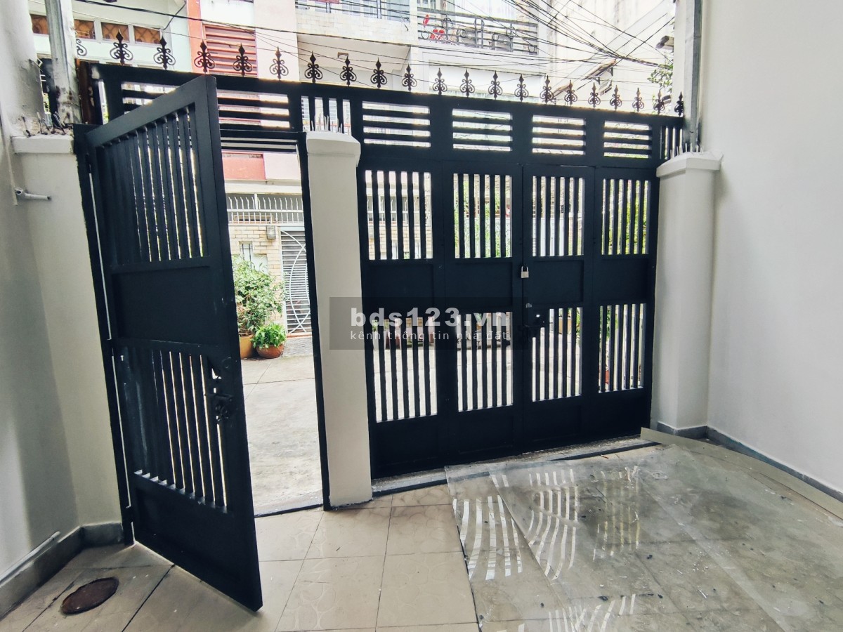 Cho thuê nhà nguyên căn dtsd 75m2 Hẻm Nguyễn Tri Phương, Quận 10 giá tốt thị trường
