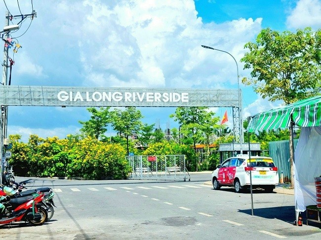 Bán đất hẻm 1368 Lê Văn Lương Phước Kiển khu dân đông đường lớn