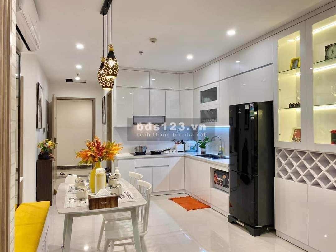 Chính chủ cần chuyển nhượng gấp căn 3 Phòng Ngủ 2 vs căn góc tầng 20 : Giá 2.330 triệu VHOP