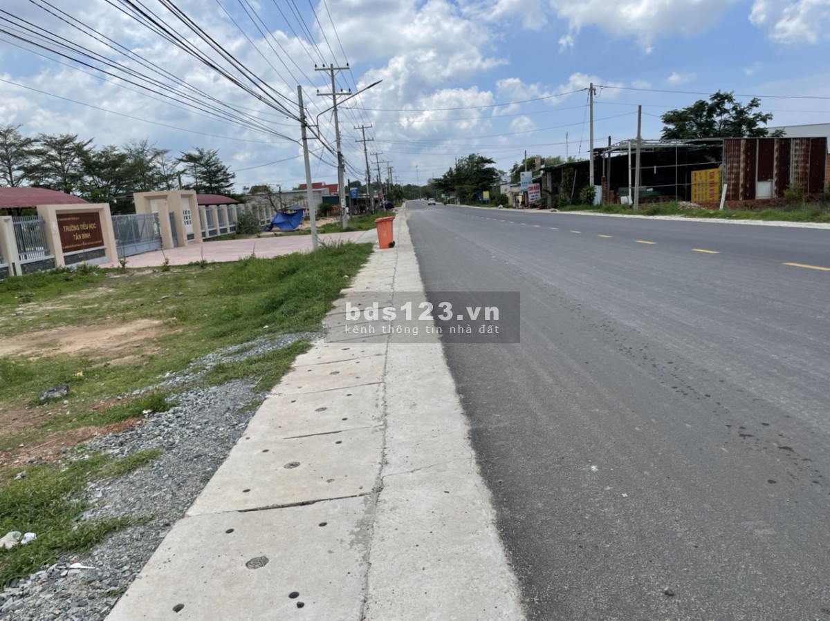 Thị xã Lagi, Bình Thuận - đất Nguyễn Chí Thanh 34m ngang, khu dân cư hiện hữu