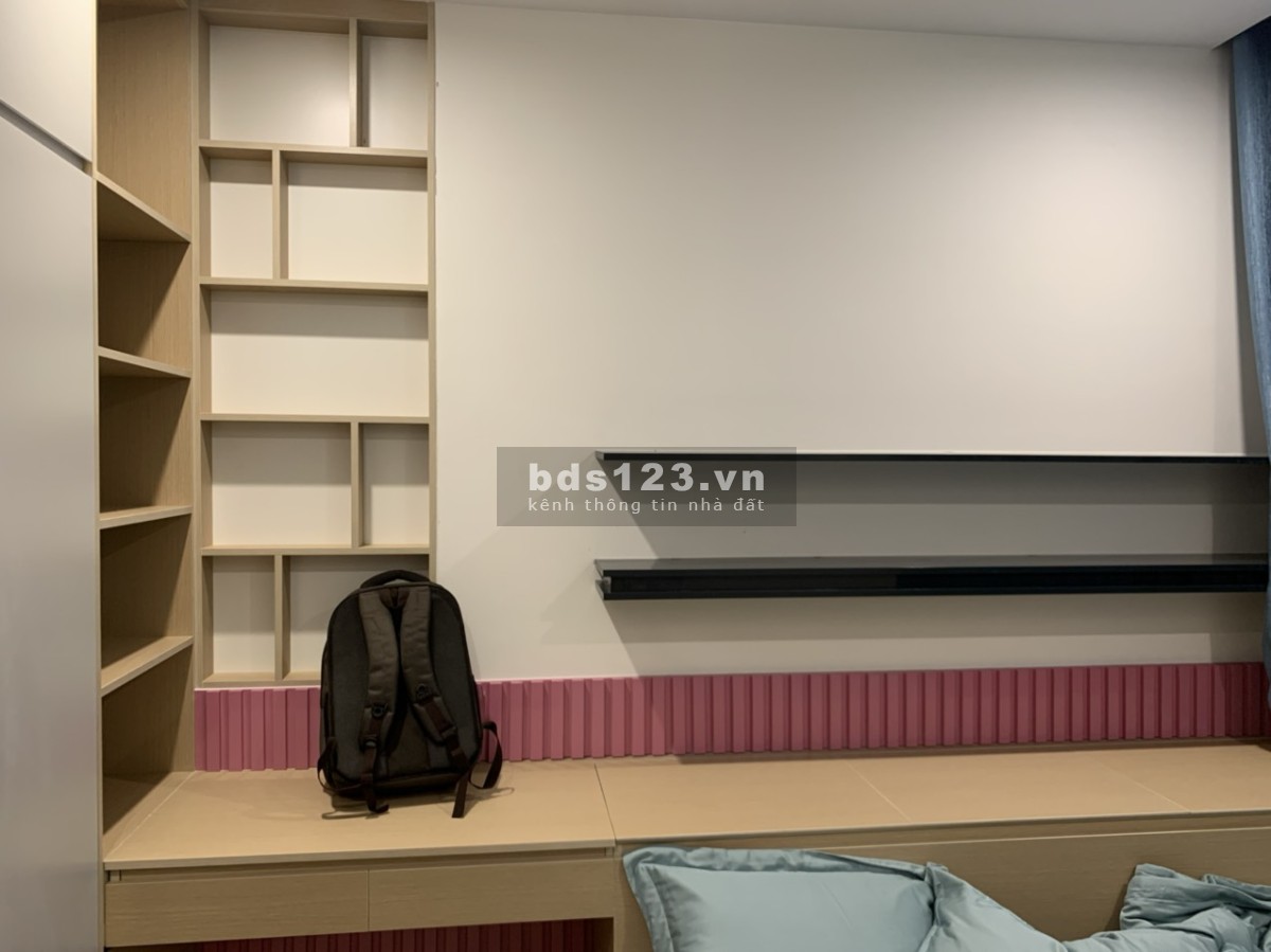 Chính chủ bán căn 2PN+2WC tại Vinhomes Ocean Park Giá 1.9 tỷ ( căn góc) LH 0984 189 684