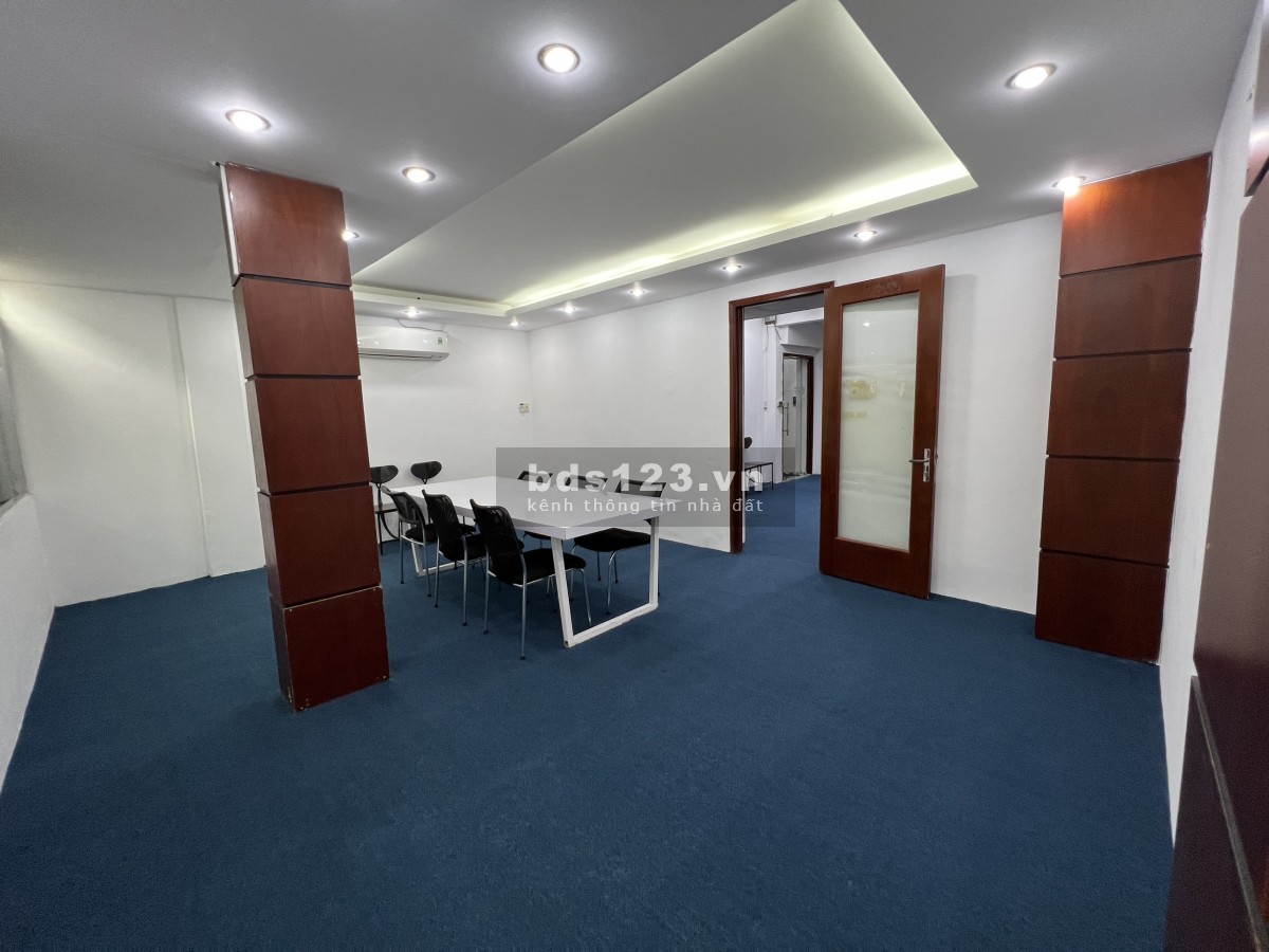 Cho thuê văn phòng mặt tiền Quận Bình Thạnh đường Lê Văn Duyệt, khu sầm uất
