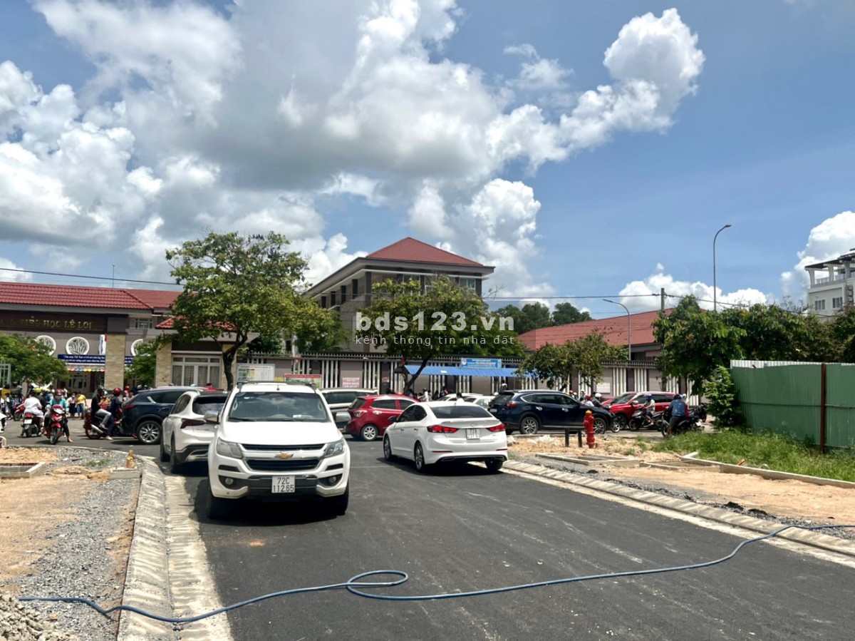 Chính chủ bán lô phường Phú Mỹ đối diện khu chung cư 18 tầng, gần cảng Cái Mép Thị Vải.