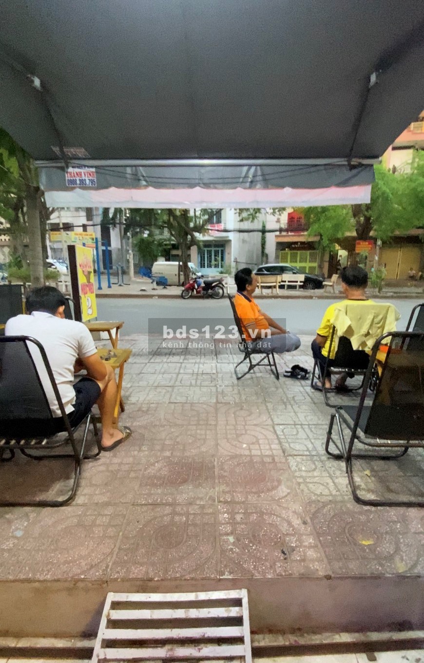 Cho thuê nhà 4x21 mặt tiền đường khu Phú Thuận, giá 10 triệu/tháng lhcc