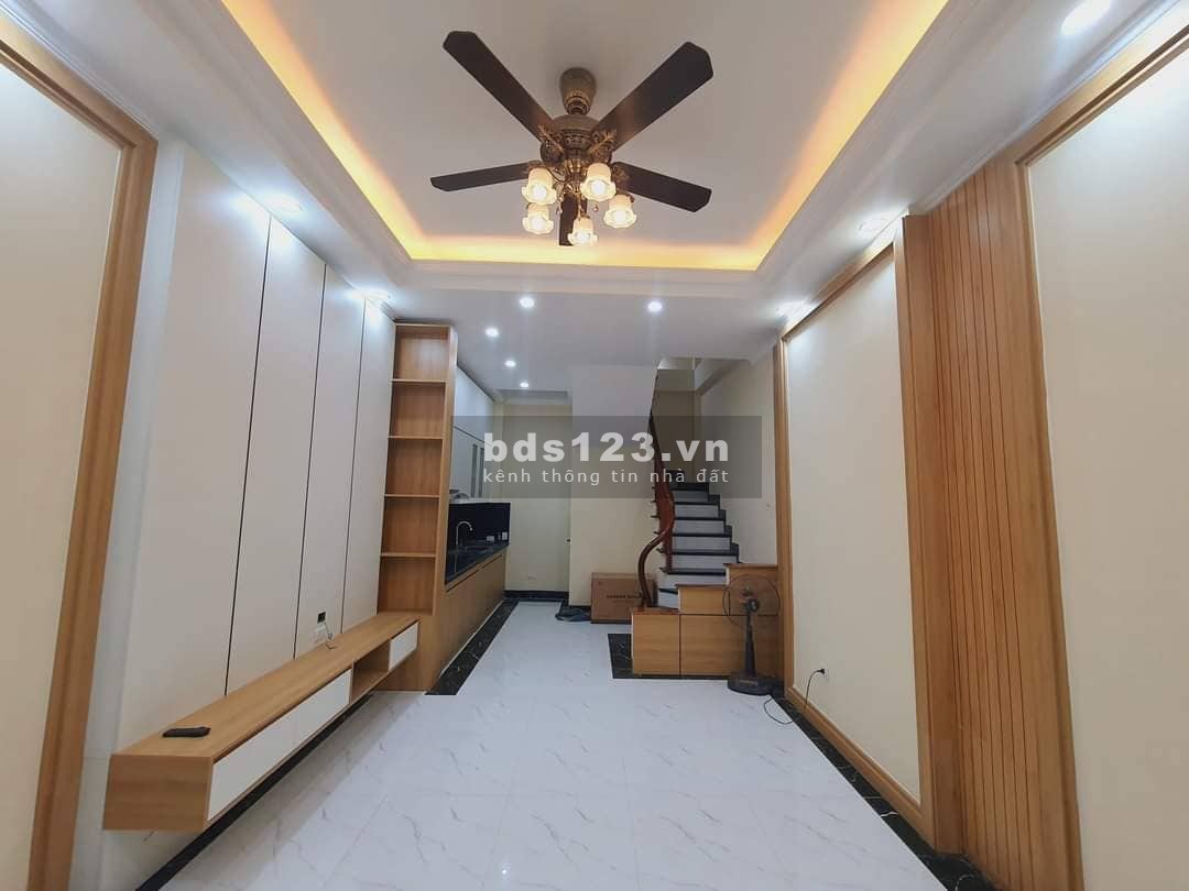 Bán nhà Khương Hạ Nhà đẹp ở luôn, kinh doanh có diện tích 35m2, 5 tầng, giá nhỉnh 4 tỷ
