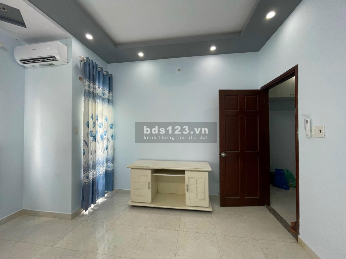Bán nhà góc 2 mặt tiền đường số 11 Nguyễn Văn Khối Cây Trâm 3 lầu đúc giá chỉ 6.2 tỷ