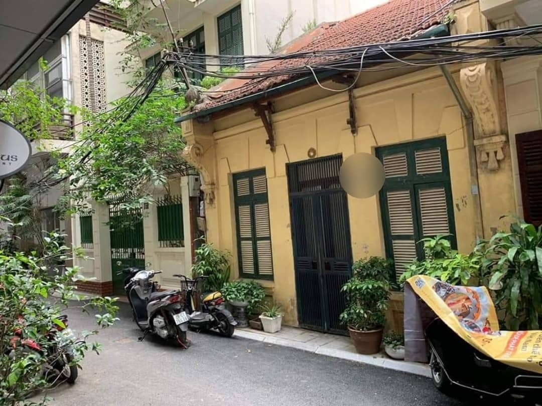 Bán đất mặt ngõ ô tô thông quận Hoàn Kiếm diện tích 120m2 mặt tiền 6m