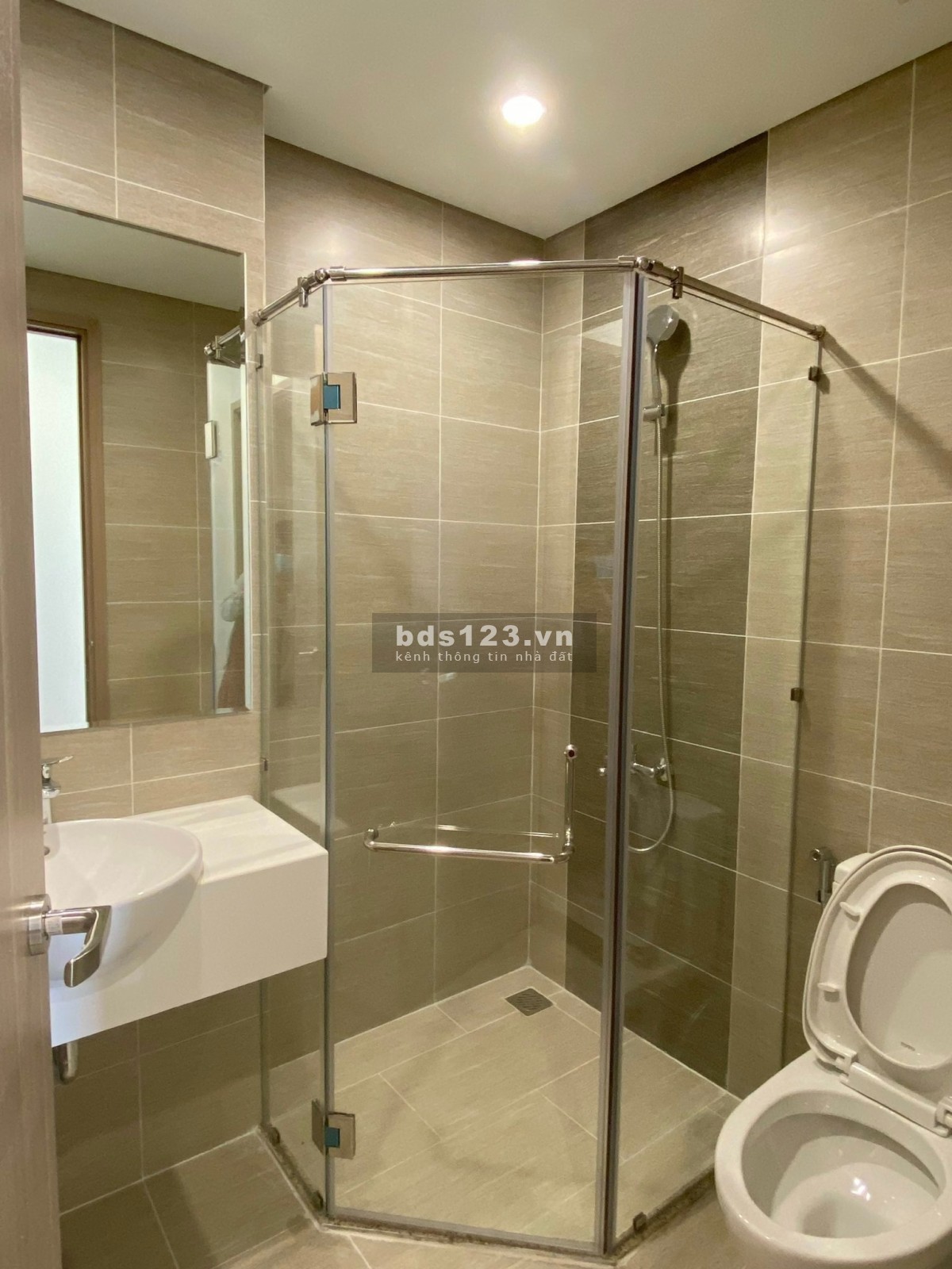 Cho thuê chung cư vinhomes 2PN 2WC giá chỉ từ 7,5 triệu/tháng lh 0933885879