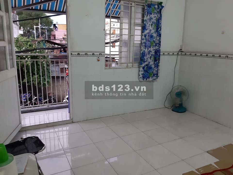 Phòng trọ quận 3 diện tích 26m2 đường Cách Mạng Tháng Tám phường 11 Quận 3