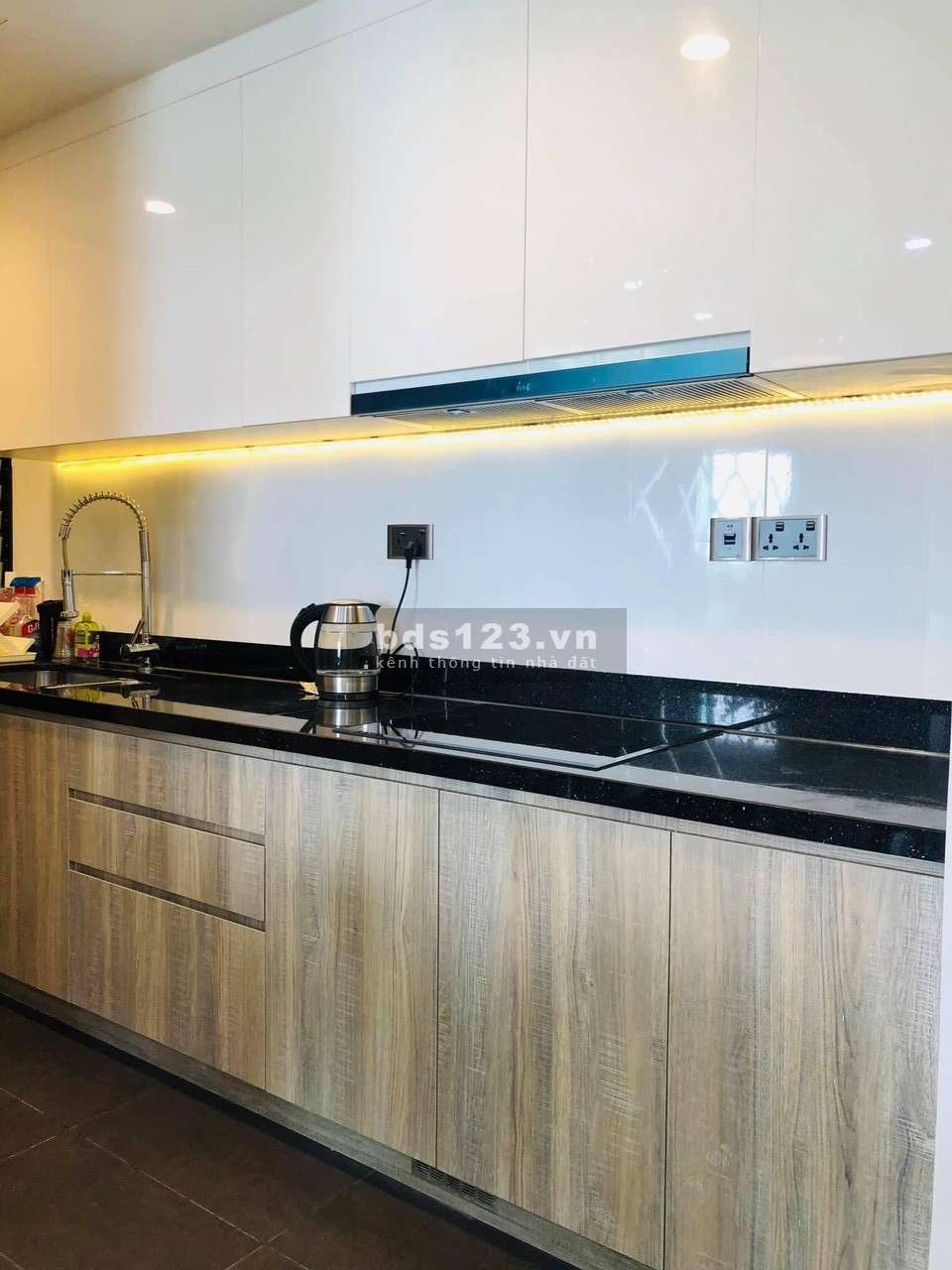 Cho thuê căn 2 phòng ngủ nhà đẹp tại Feliz en Vista - full NT - 20 triệu Bao phí lh 0792 317 869