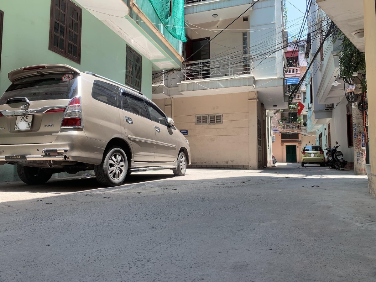 Bán nhà siêu rộng Quận Hà Đông ô tô đỗ cửa 2 mặt thoáng, khu dân trí cao