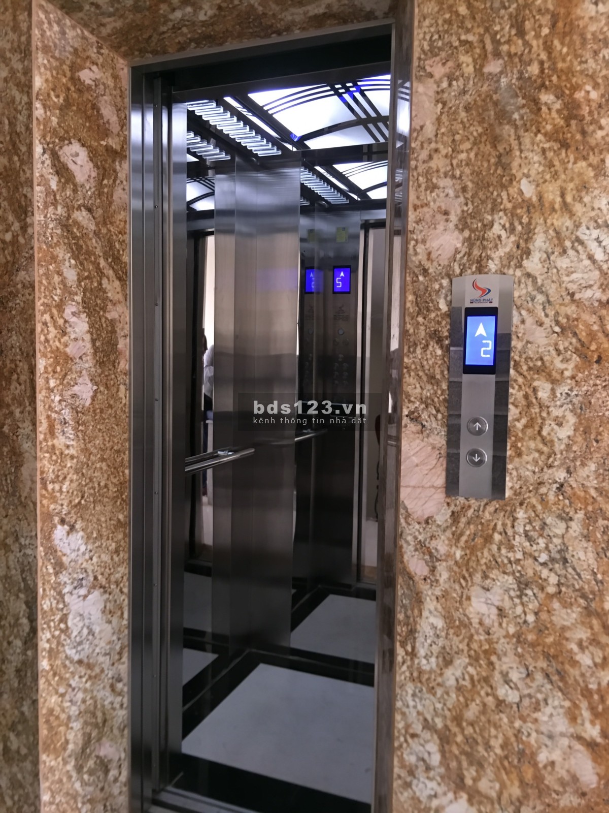 Mặt phố Trần Khát Chân, mặt tiền 6,6m, diện tích 60m2, 6 tầng thang máy, 25 tỷ