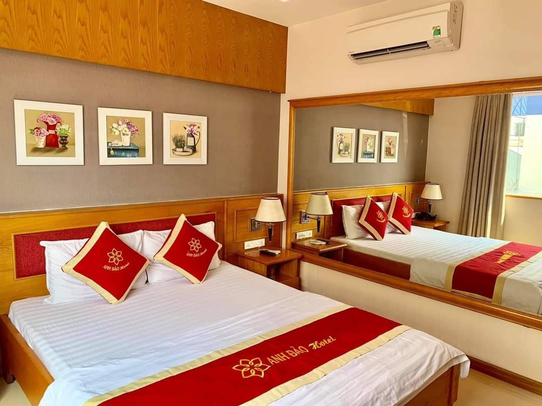 Nhà mặt tiền Hậu Giang đúc kiên cố 4 tầng diện tích sử dụng 370m2 Quận 6