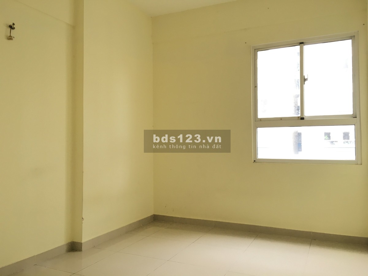 Cần bán căn hộ knt ở chung cư Dreamhome, dt 64m2, 2 PN, 2 WC giá chỉ 1.82 tỷ. lh 0931337445