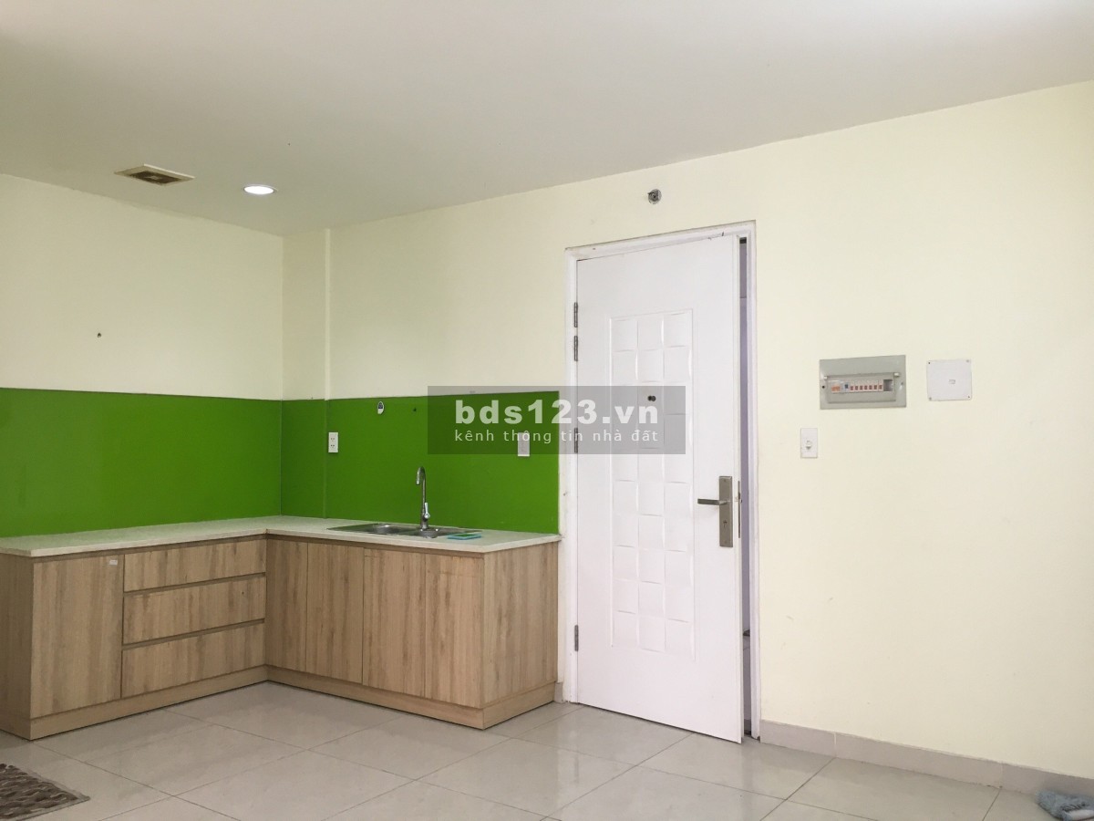 Cần bán căn hộ knt ở chung cư Dreamhome, dt 64m2, 2 PN, 2 WC giá chỉ 1.82 tỷ. lh 0931337445