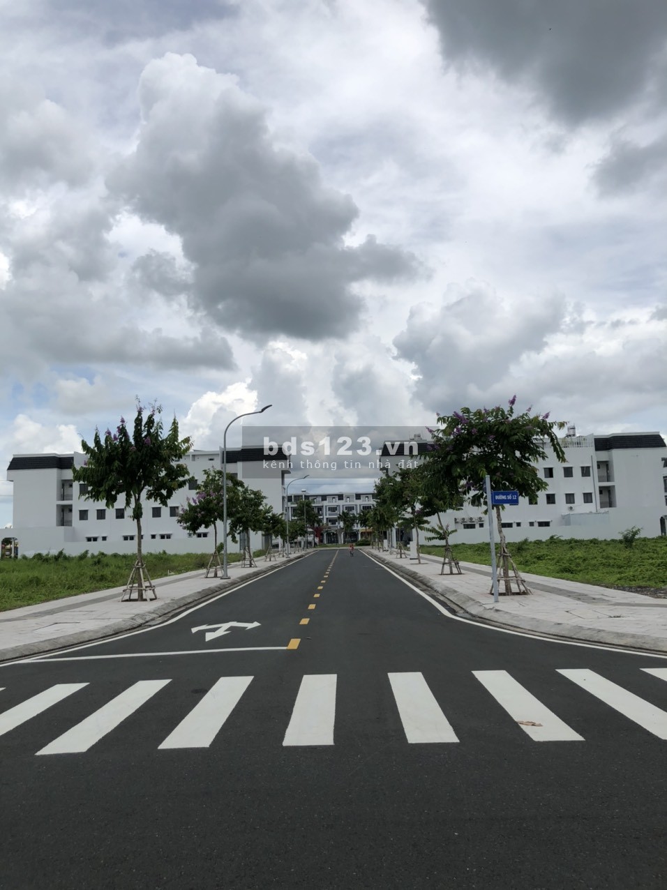 Dự án sắp mở có quy mô lớn và đất đẹp mặt tiền rộng, đầy đủ tiện ích xung quanh