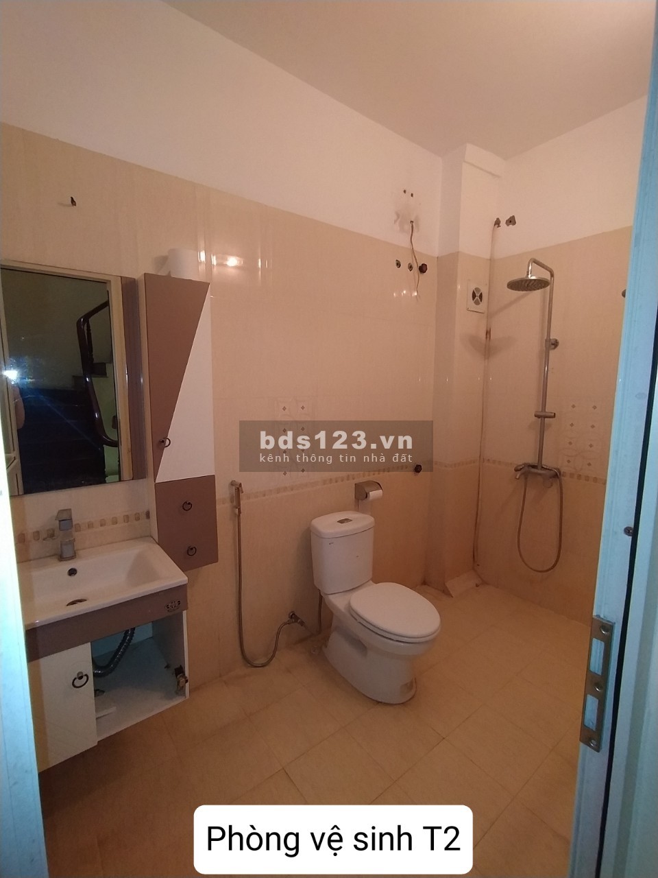 Cho thuê nhà 5 tầng diện tích sử dụng 60m2 19A ngách 34/232 Yên Hòa
