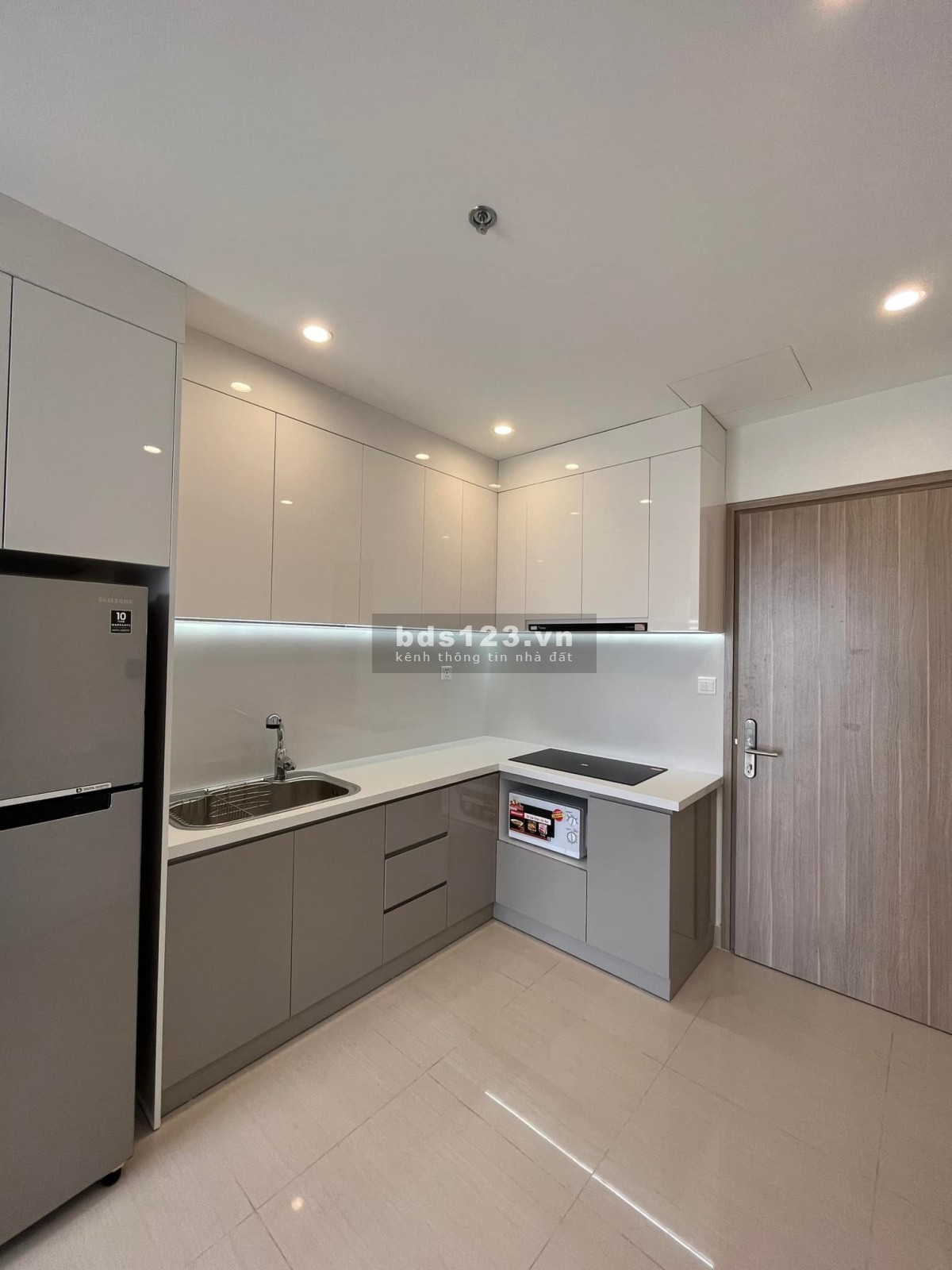 Sang nhượng căn hộ Vinhome Grand Park Q9 giá gốc, nhận nhà ở ngay. NH cho vay 80%, thủ tục đơn giản