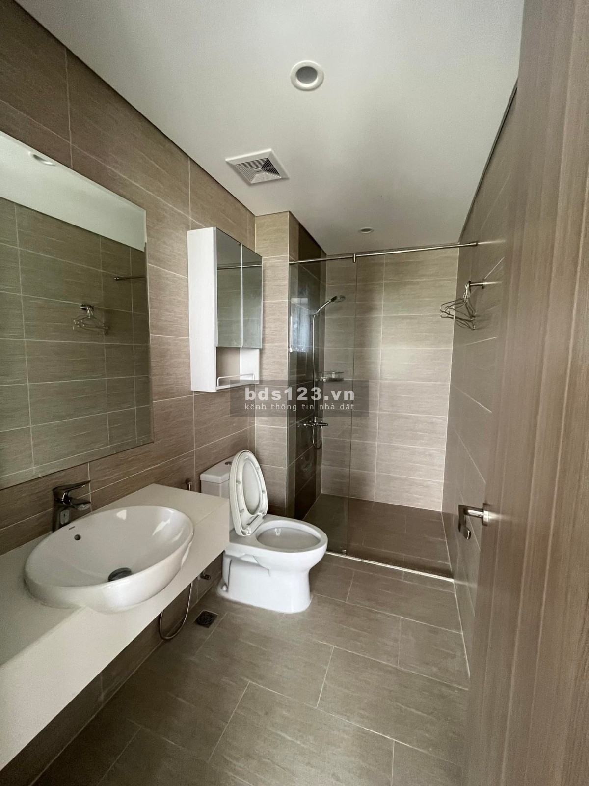 Sang nhượng căn hộ Vinhome Grand Park Q9 giá gốc, nhận nhà ở ngay. NH cho vay 80%, thủ tục đơn giản