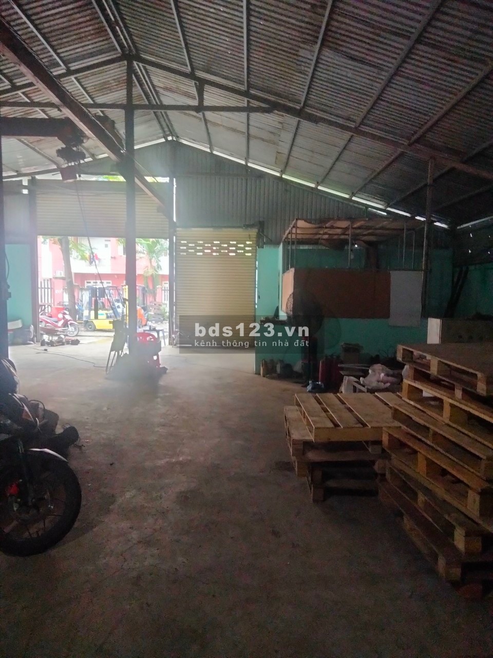 Cho Thuê Kho Xưởng 1600m2- 1750m2 đường Quốc Lộ 13, Hiệp Bình Phước, Quận Thủ Đức