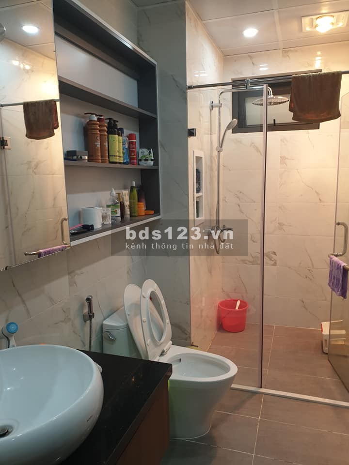 Giảm nửa tỷ - liền kề Làng Việt Kiều Châu Âu Mỗ Lao, 5 tầng * 5m MT