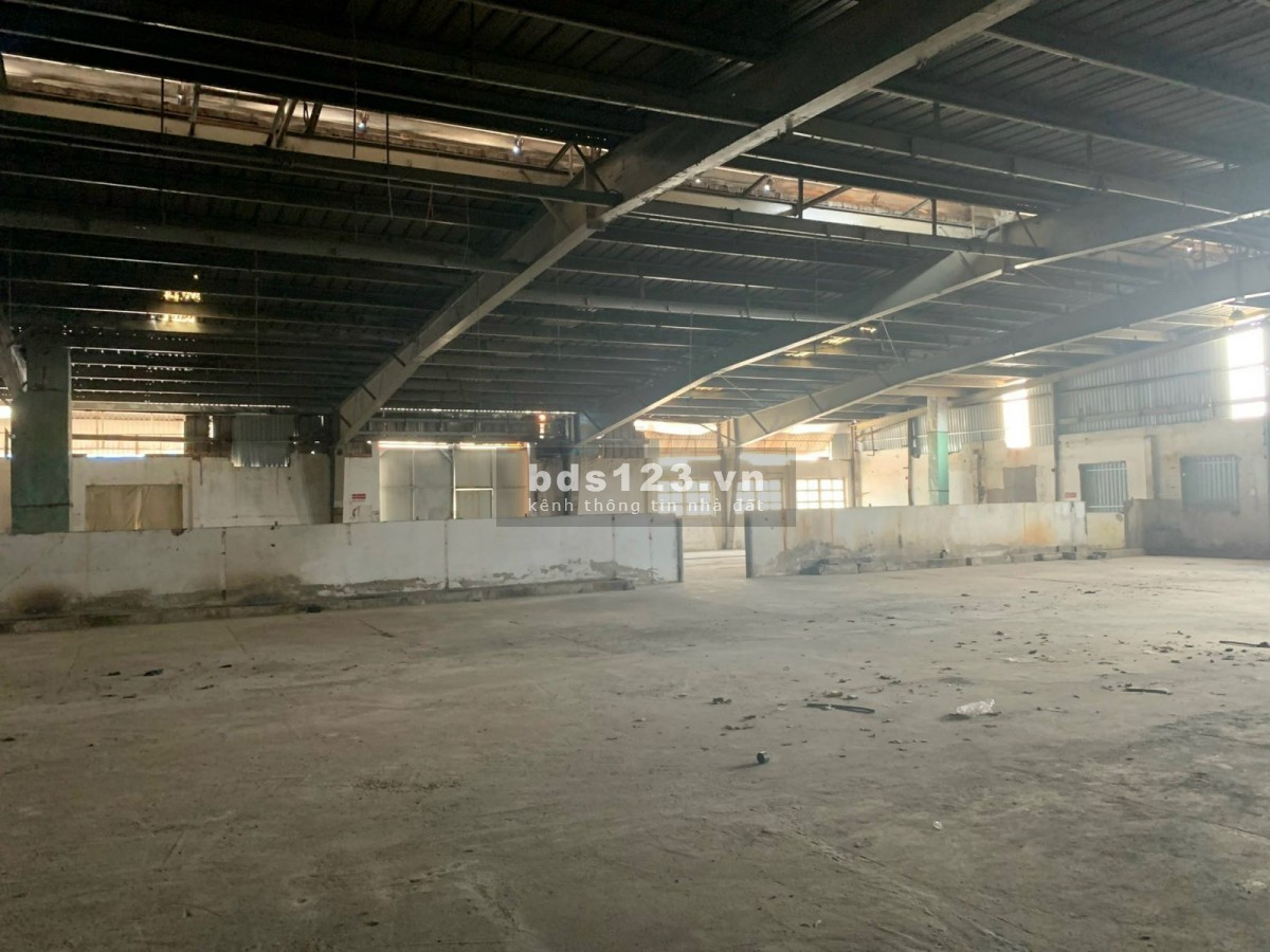 Cho thuê kho, xưởng 1300m2-2500m2 mặt tiền Xa Lộ Hà Nội, phường Trường Thọ, Thủ Đức