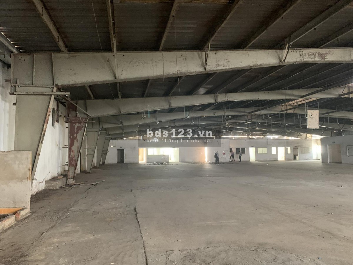 Cho thuê kho, xưởng 1300m2-2500m2 mặt tiền Xa Lộ Hà Nội, phường Trường Thọ, Thủ Đức