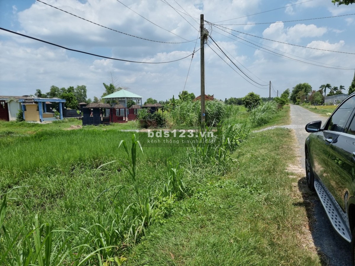 Bán đất đẹp giá đầu tư sinh lời, khu tiện ích, đường lớn xe ra vào