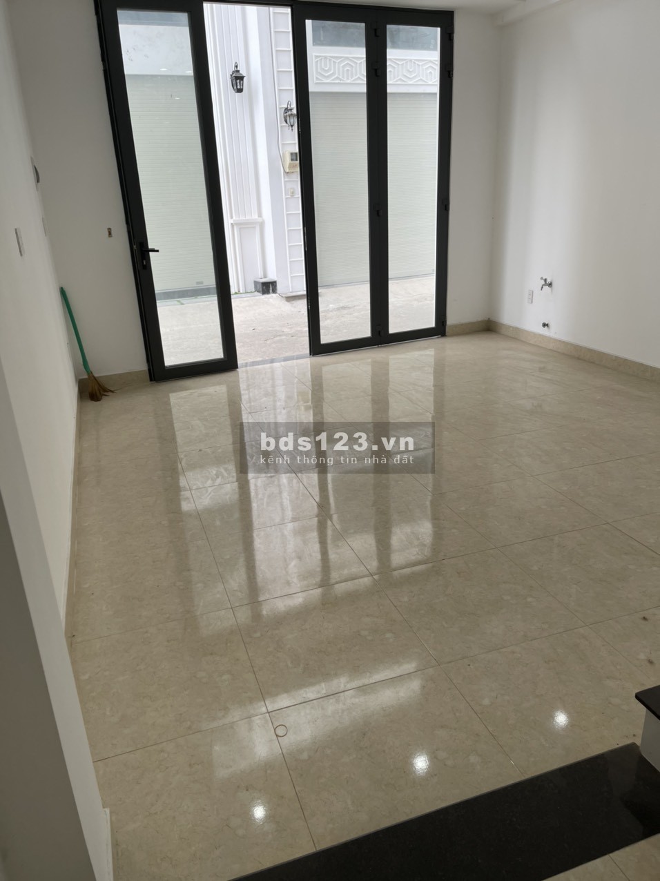 Cần bán nhà hẻm xe hơi 3 tầng đường Huỳnh Tấn Phát, Quận 7 pháp lý chuẩn