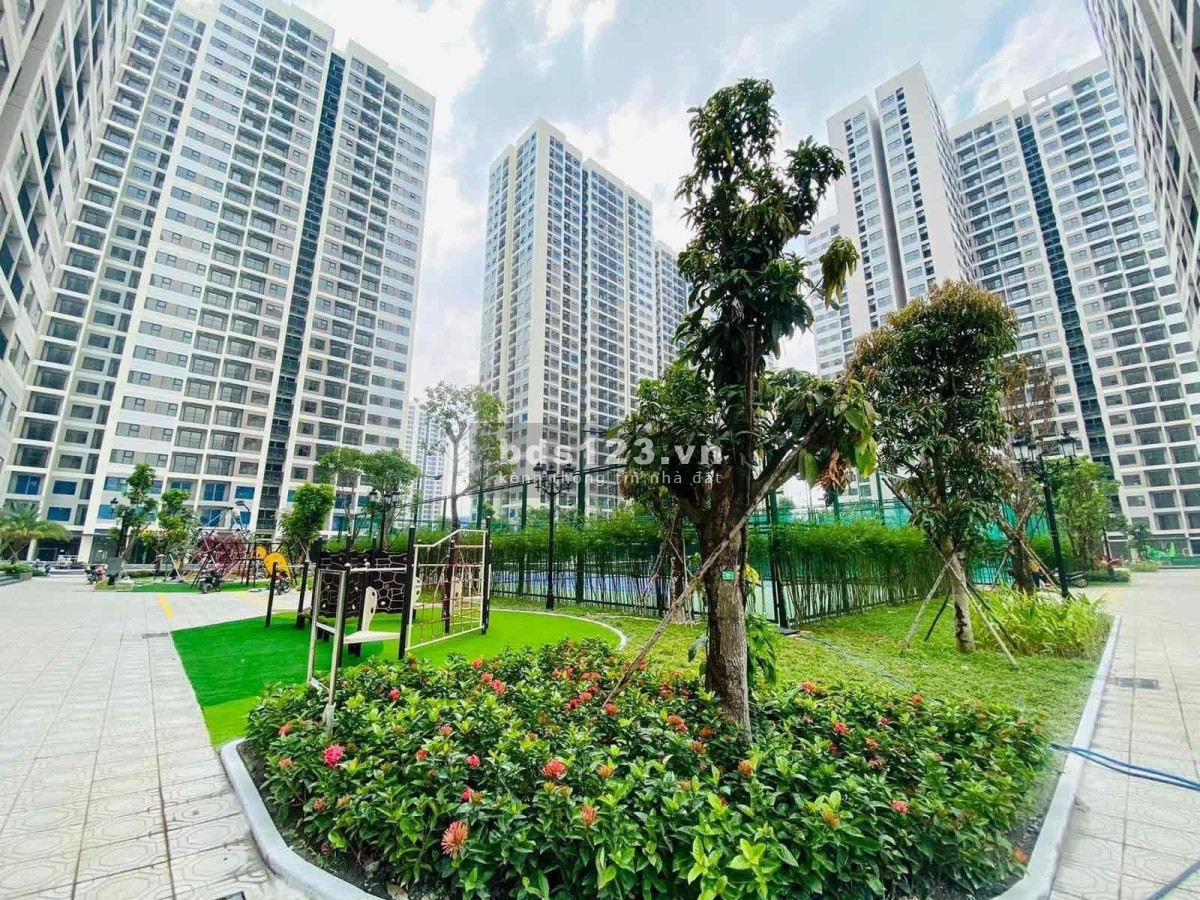 Chú Hùng muốn bán căn 2PN toà S5.03 chung cư Vinhome Grand Park Q9 - view Công viên Cầu Vồng