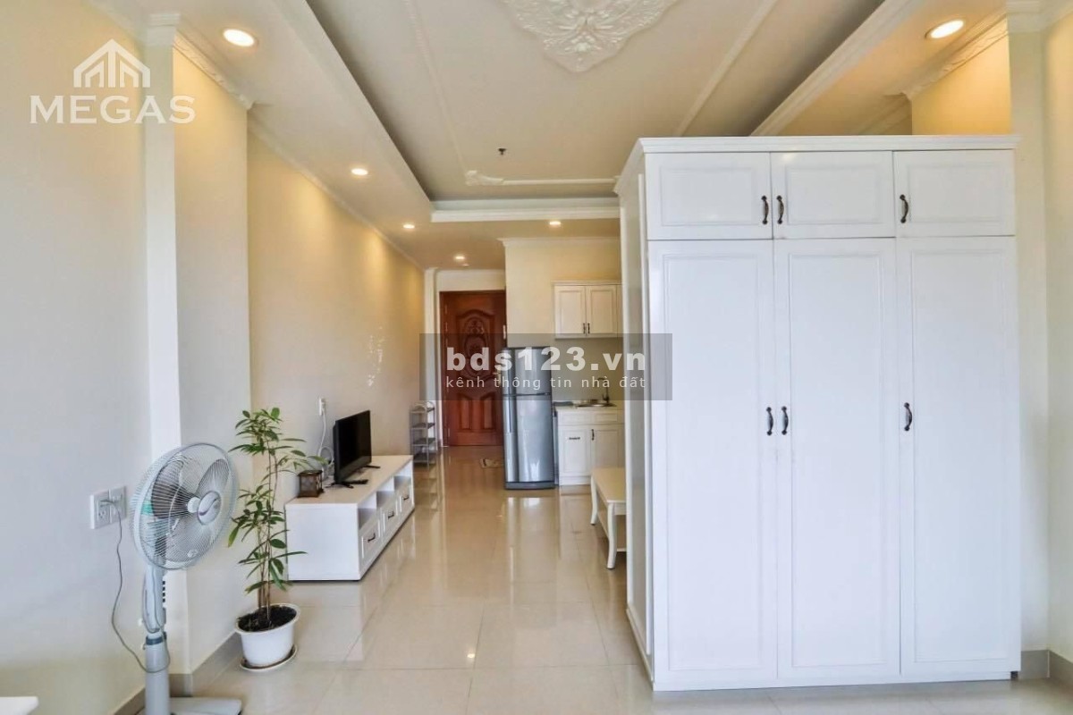 Căn Hộ Tiện Nghi, Ban Công, Thoải Mái ngay Trần Quang Khải - sát cầu Công Lý - Q.1 - Q.3