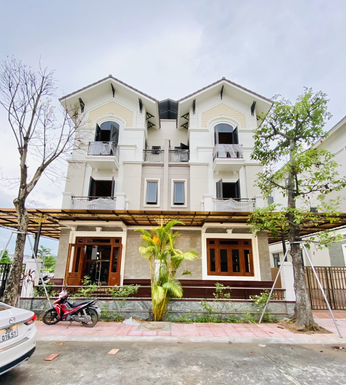 Đất vàng Thành Phố Từ Sơn, Bắc Ninh.Biệt thự 3 tầng có 7,7 tỷ. Liên hệ: 0862.218.328