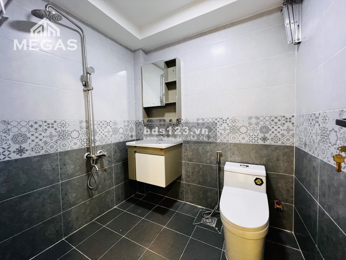 Căn Hộ Tiện Nghi, Mới 100% Thoáng ngay Hậu Giang - gần cầu Cây Gõ - Hồng Bàng - Q.6 - Q.5
