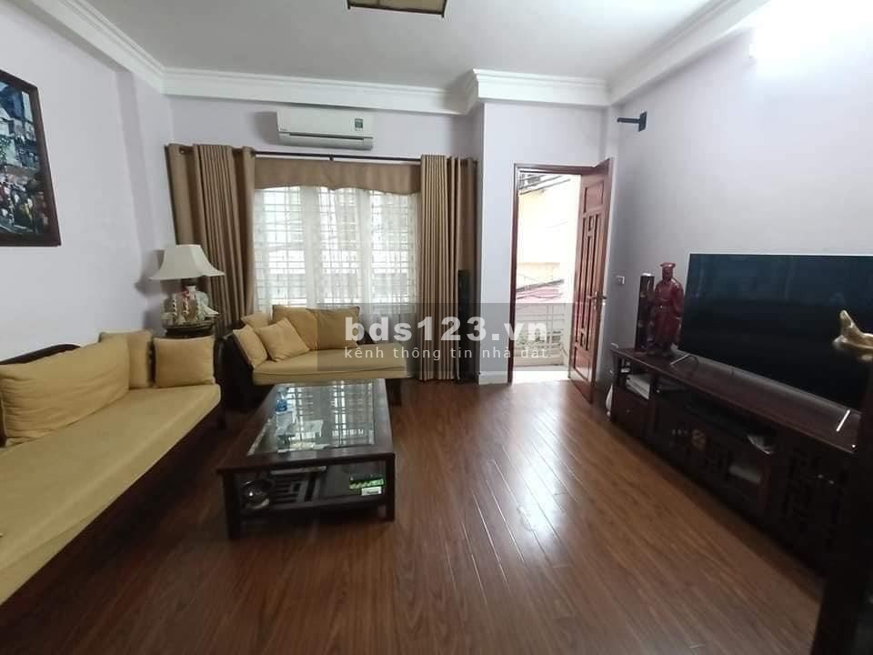 Bán nhà Giáp Nhị Hoàng Mai diện tích 50m2 4 tầng đúc, ba gác tránh, gia tốt