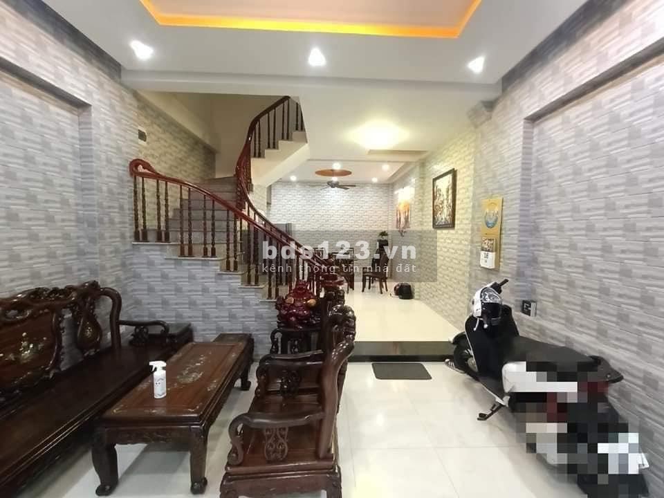 Bán nhà Giáp Nhị Hoàng Mai diện tích 50m2 4 tầng đúc, ba gác tránh, gia tốt
