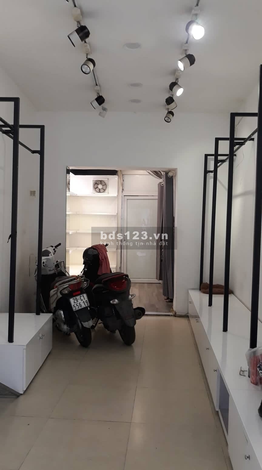 Cho thuê cửa hàng kinh doanh phố Hàng Điếu liên hệ 0783100546 giá tốt đầu tư