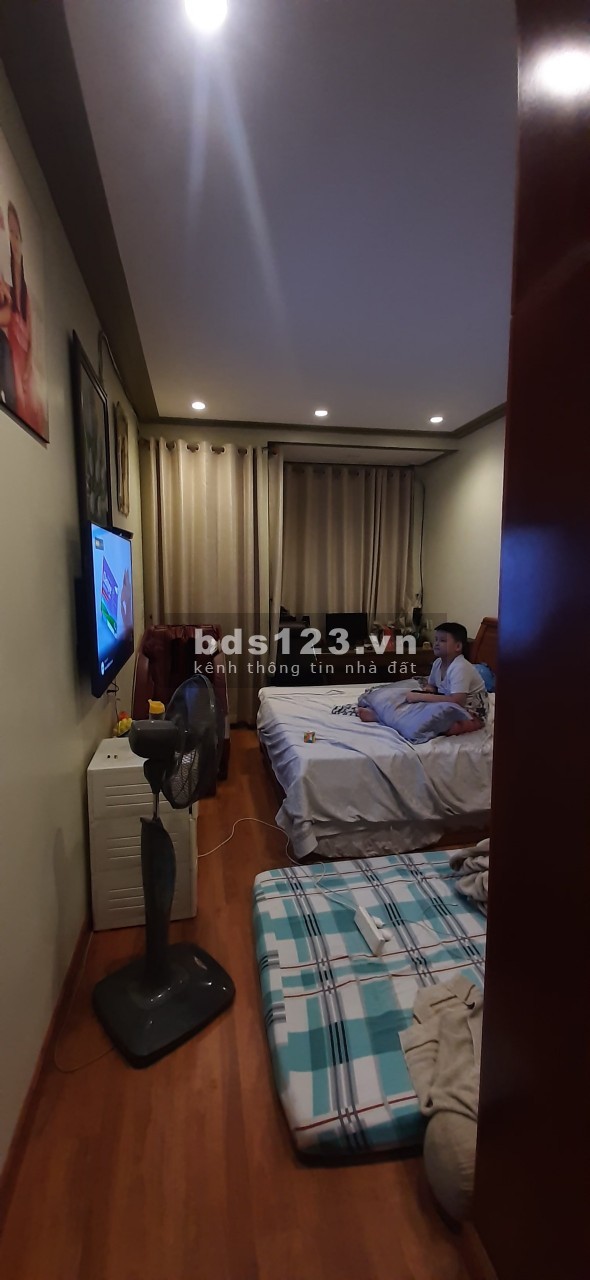 Bán gấp, hẻm 6m, Bắc Hải, p.6 Quận Tân Bình đúc kiên cố 4 lầu giá bán 7,9 tỷ TL